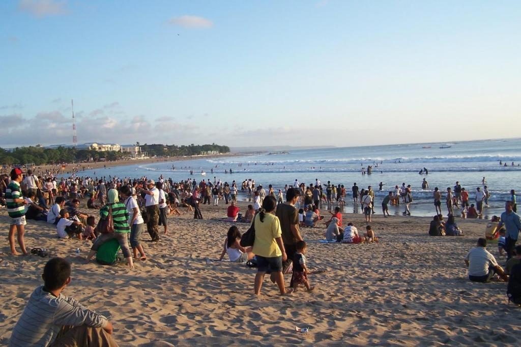 קוטה לומבוק Asher Bali Transit מראה חיצוני תמונה
